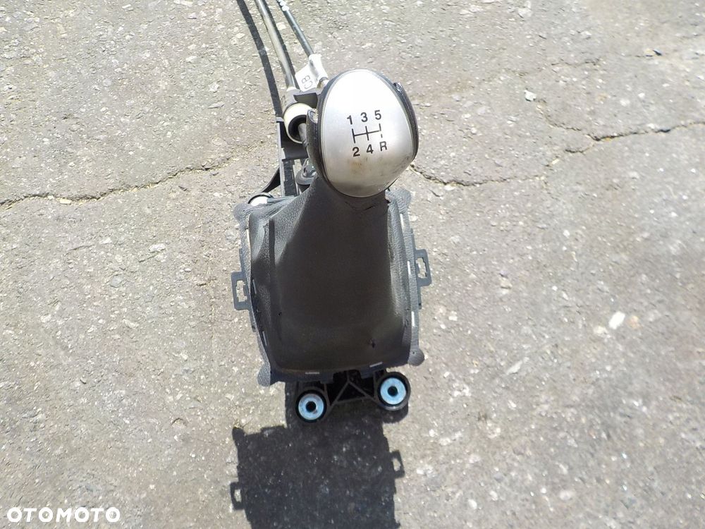 lewarek wybierak biegów ford fiesta mk7 1,6 tdci 8A6R-7C453-MBB - 3