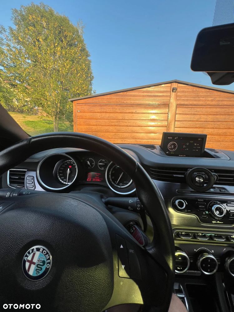 Alfa Romeo Giulietta 1750 TBi Quadrifoglio Verde - 31