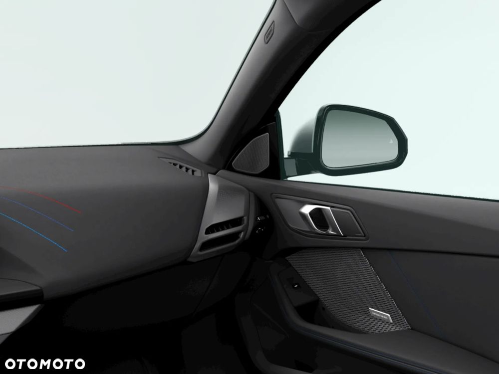 BMW Seria 2 220i mHEV - 8