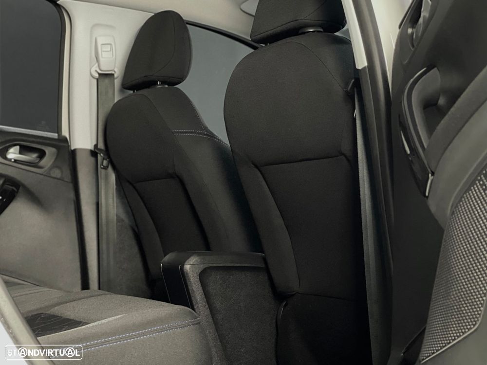 Peugeot 2008 1.2 PureTech Style - 9