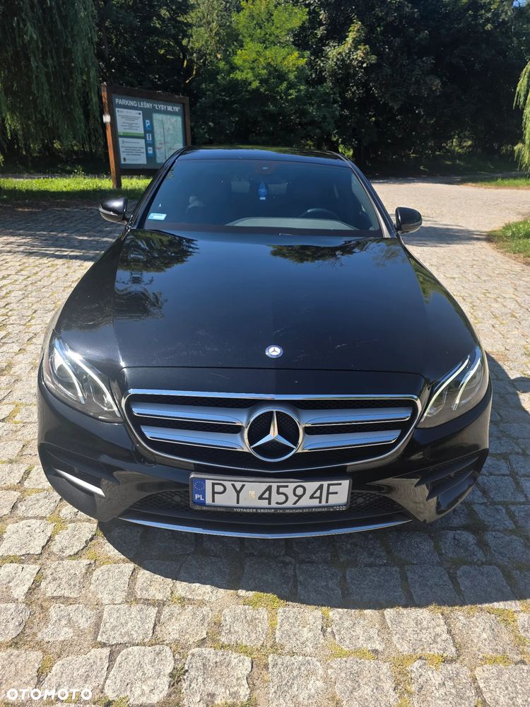 Mercedes-Benz Klasa E 200 4-Matic 9G-TRONIC - 2