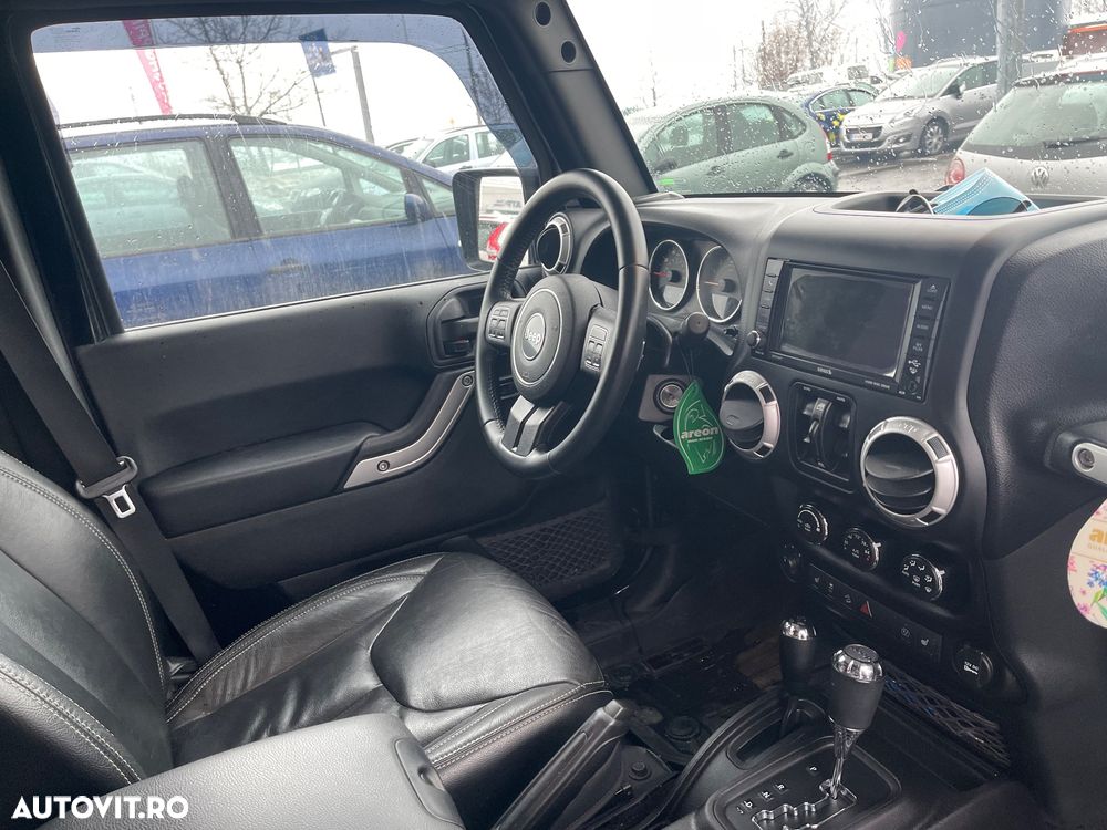 Jeep Wrangler - 4
