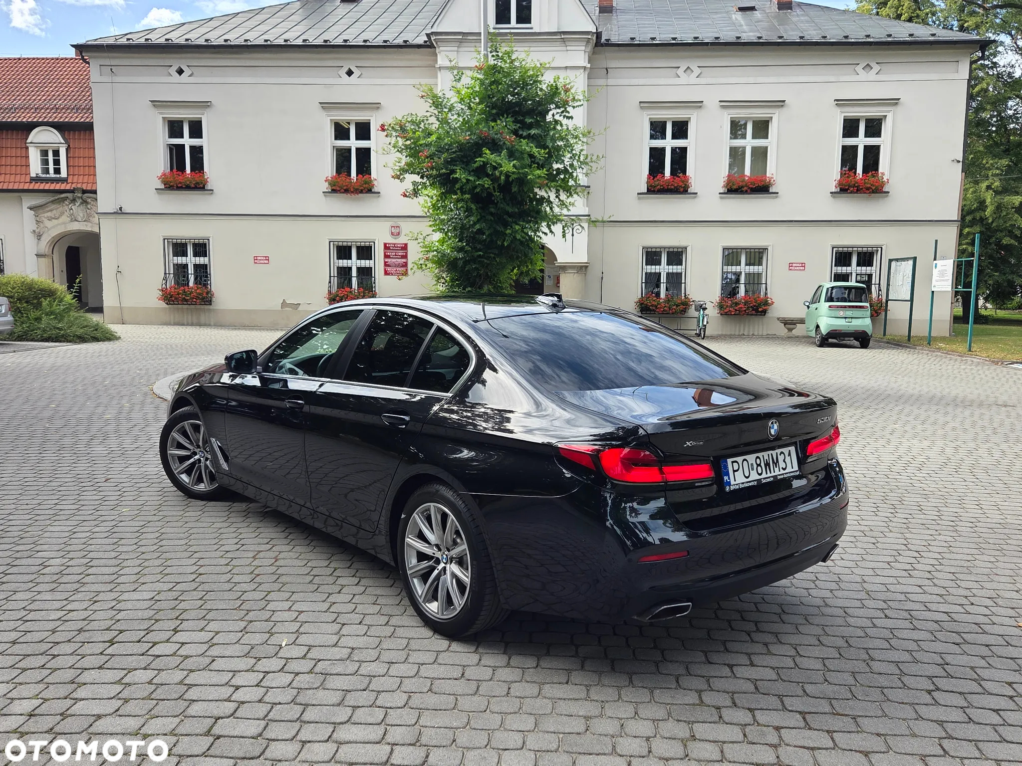 BMW Seria 5 530i xDrive - 9