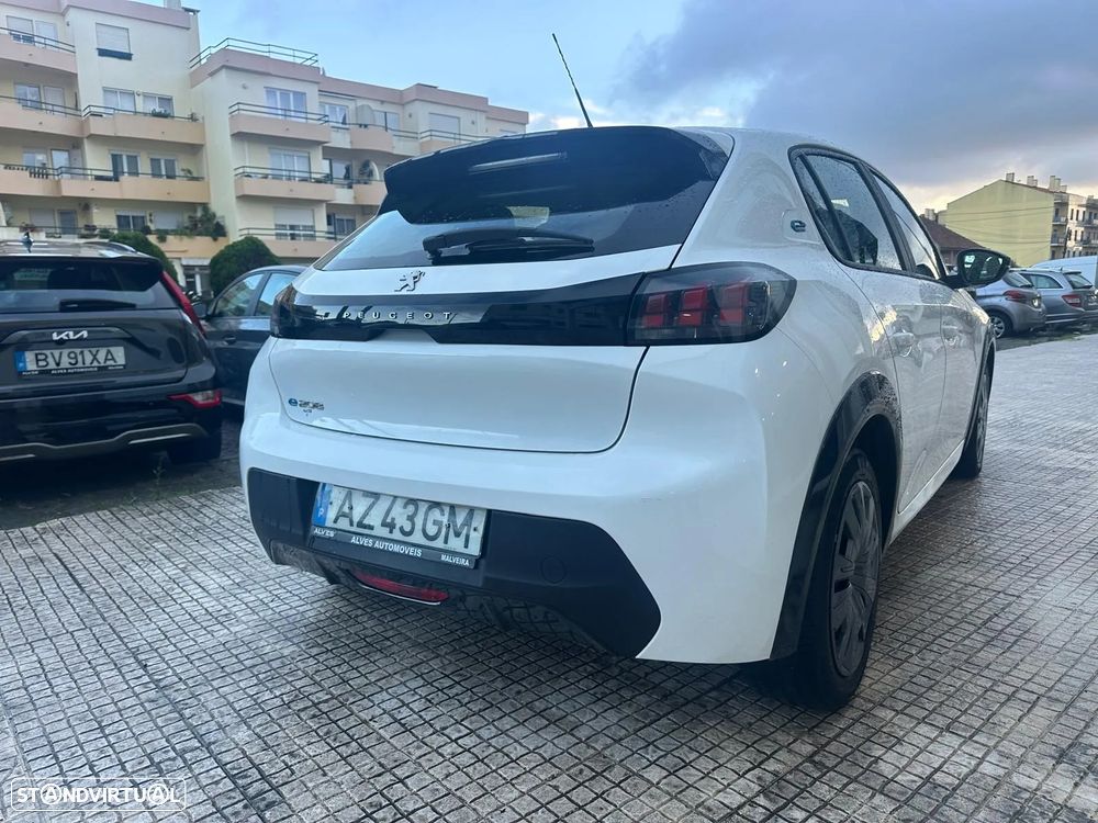 Peugeot e-208 Active Pack - 14