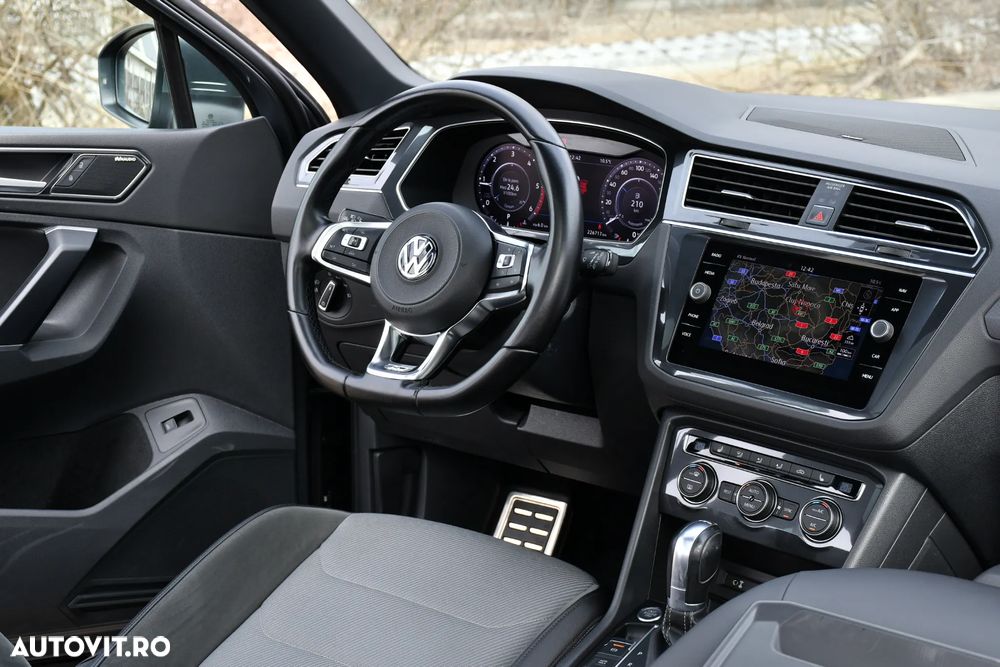 Volkswagen Tiguan 2.0 TDI SCR 4MOTION DSG Highline - 32