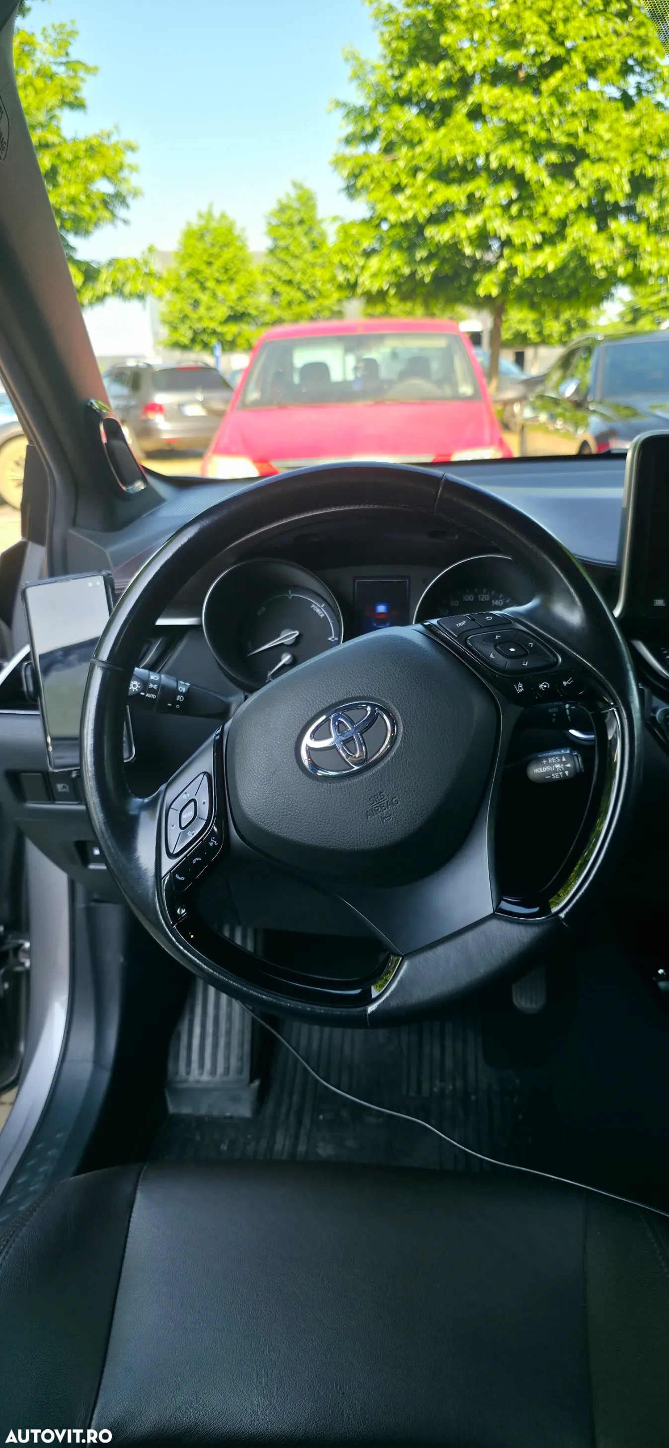 Toyota C-HR 1.8 HSD 122 CP 4x2 CVT C-lassy bi-tone - 10