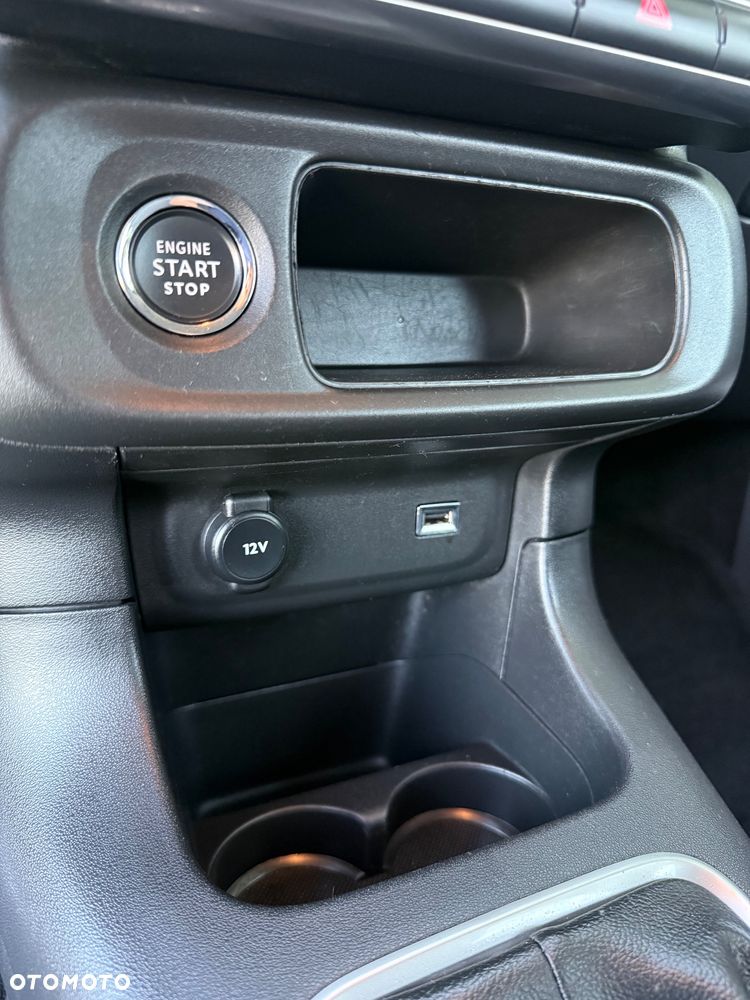 Citroën C3 1.2 PureTech Shine - 28