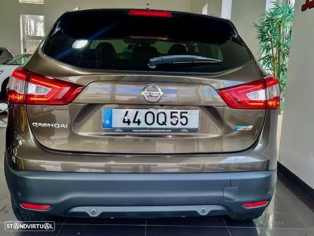 Nissan Qashqai 1.5 dCi Tekna Premium 17 - 8