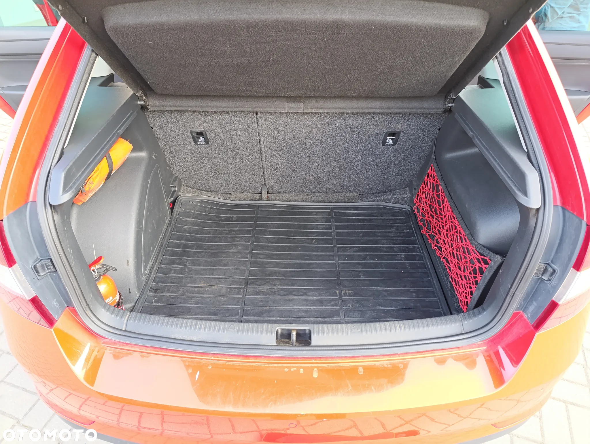 Skoda RAPID 1.2 TSI Ambition - 8
