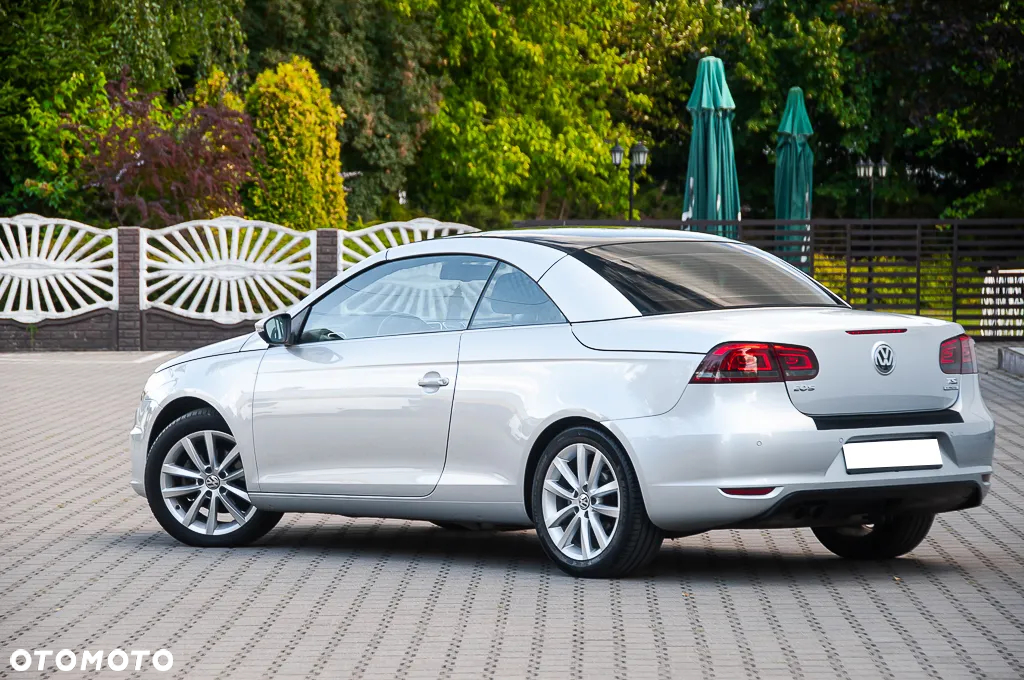 Volkswagen Eos 1.4 TSI BlueMotion Technology - 13