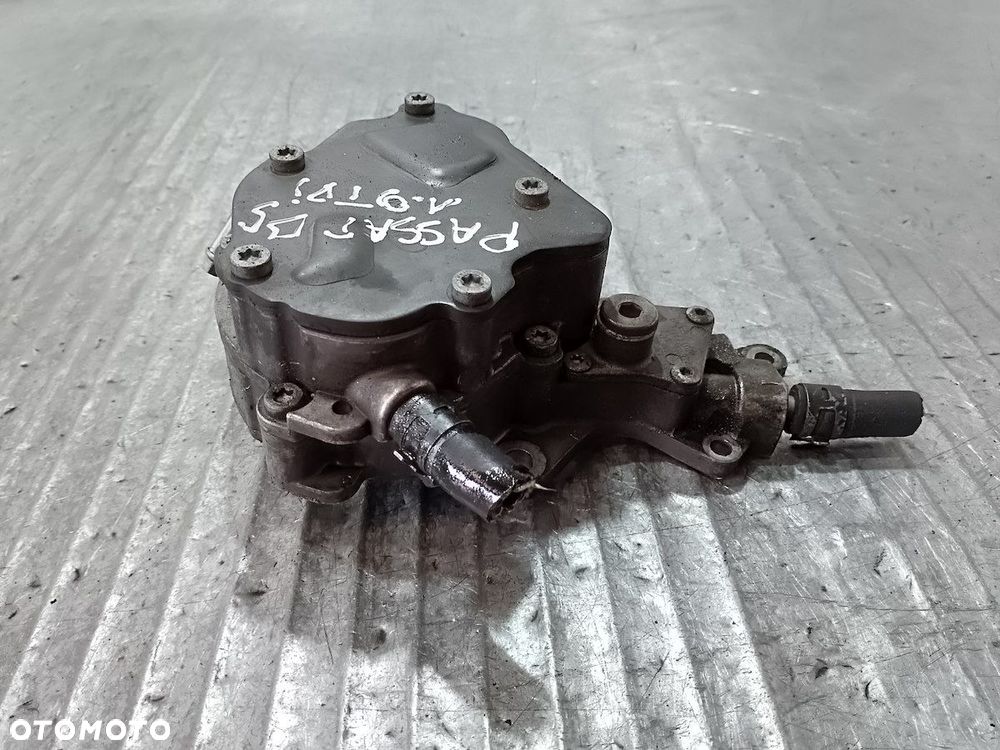 POMPA VACUM VW PASSAT B5 FL 038145209N 1.9 TDI - 3