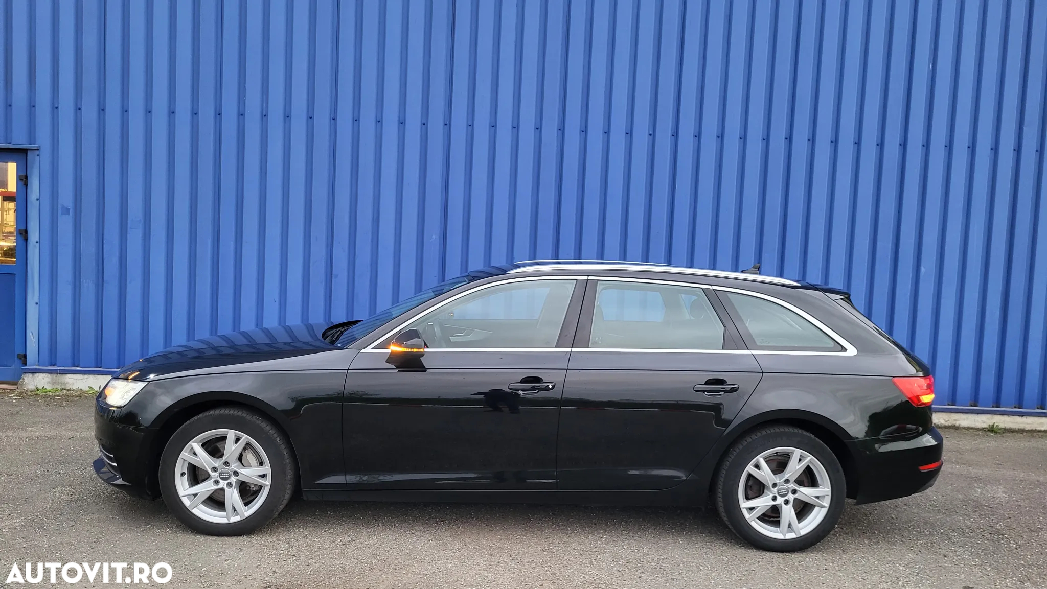 Audi A4 Avant 2.0 40 TDI S tronic S Line - 14