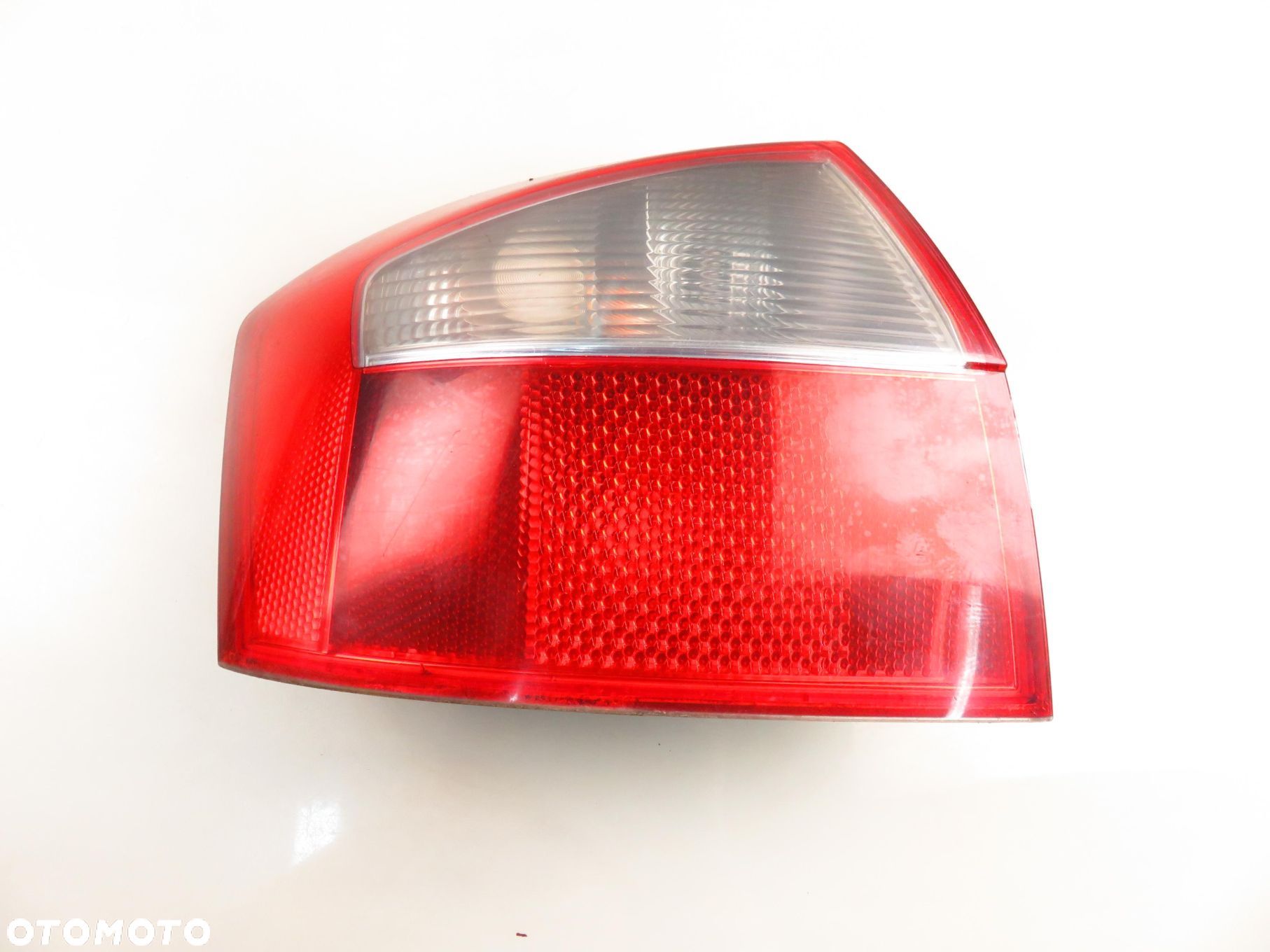 LAMPA LEWA TYLNA AUDI A4 B6 Sedan (8E2) 8E0945095C - 1