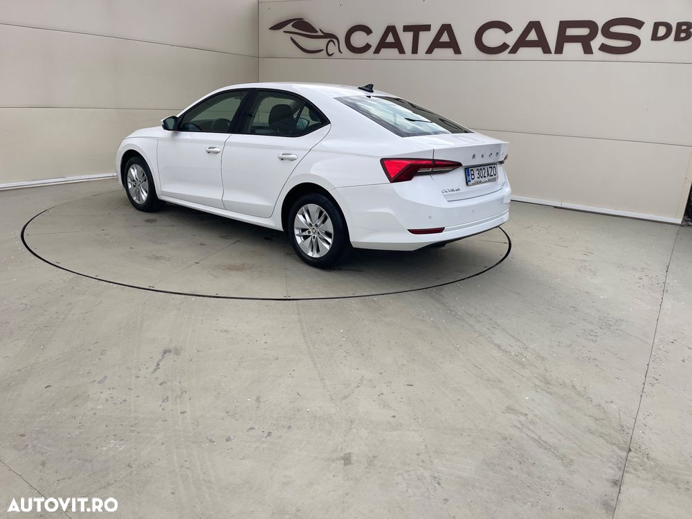 Skoda Octavia 2.0 TDI Ambition - 10