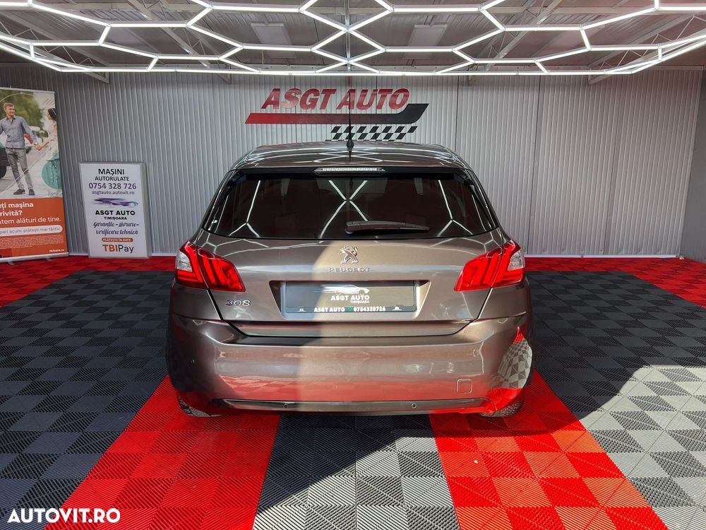 Peugeot 308 - 7