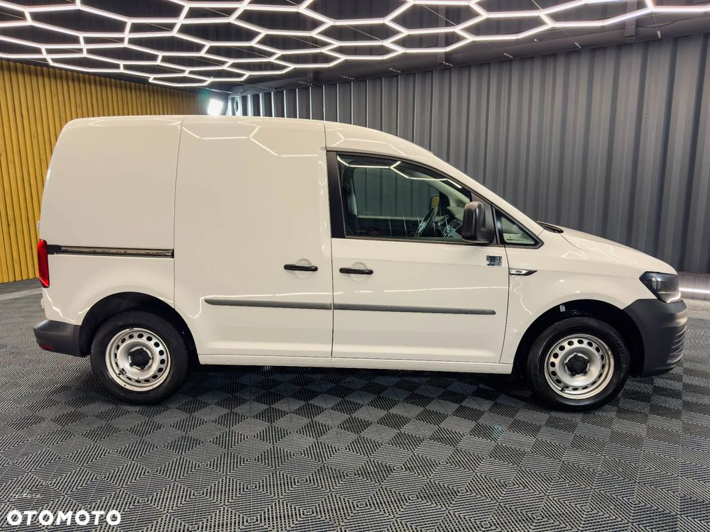 Volkswagen CADDY - 7