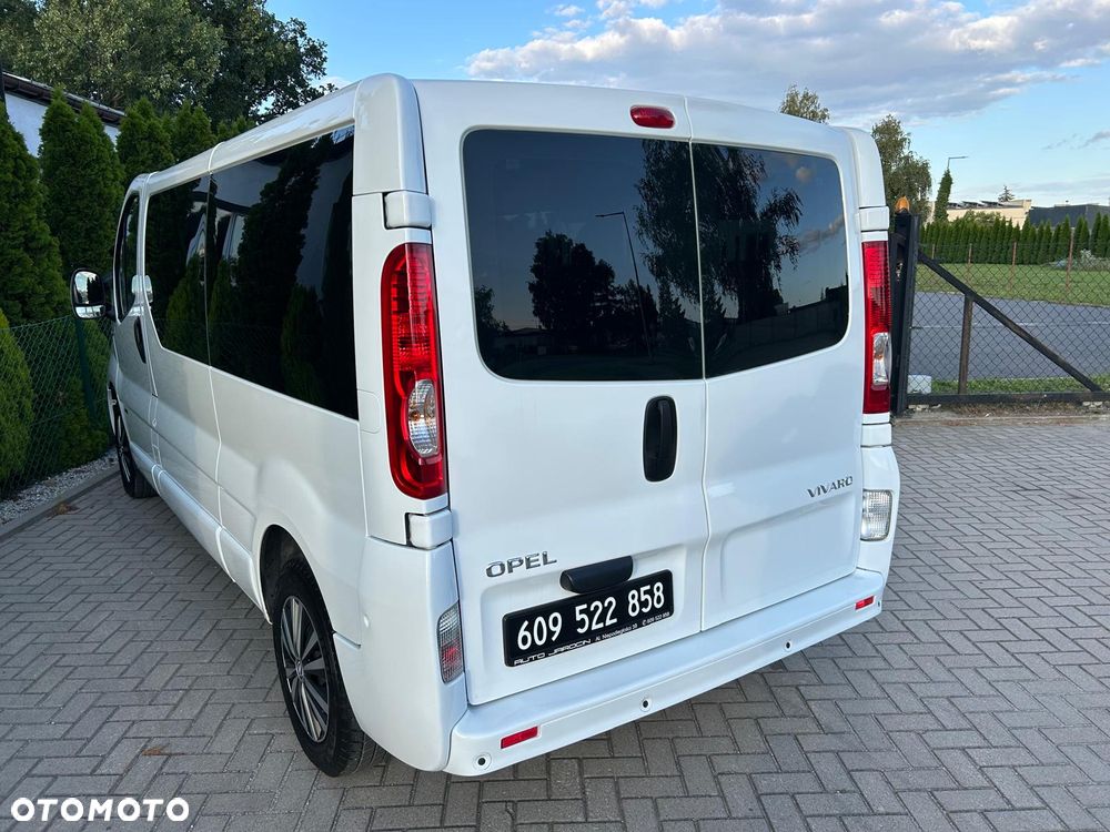 Renault Trafic Passenger L2H1 Expression - 24