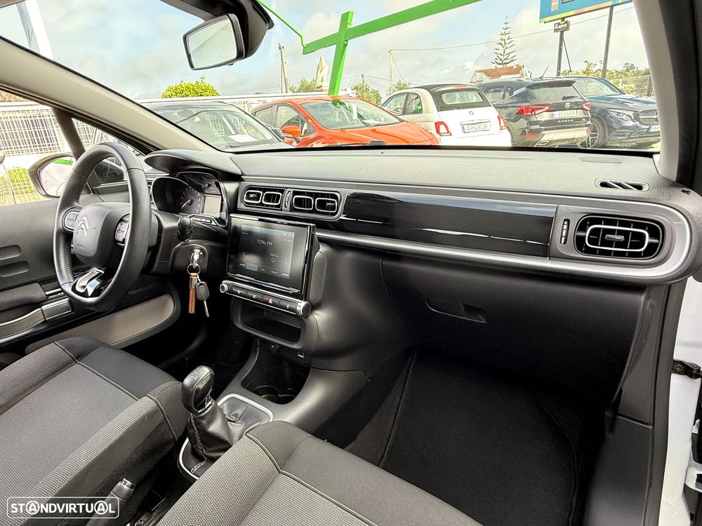 Citroën C3 Pure Tech S&S Shine - 20