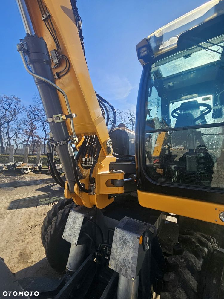 Liebherr A 910 Compact Litronic - 6
