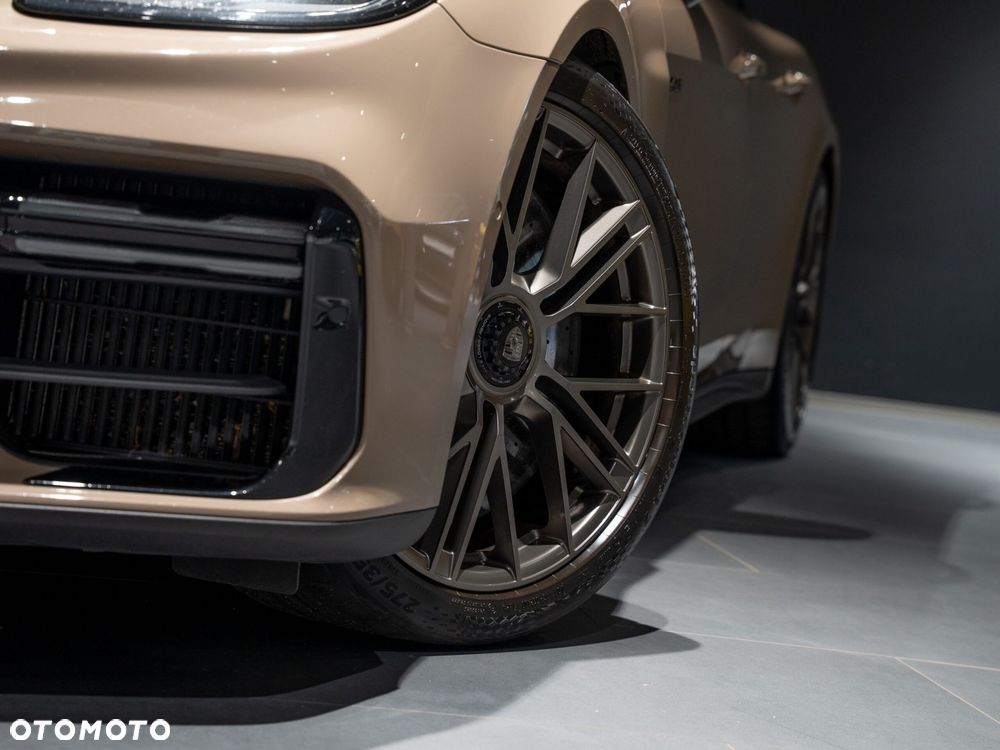 Porsche Panamera 2024