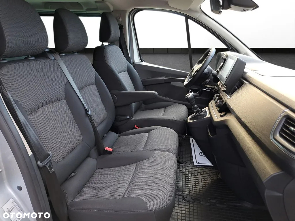 Renault Trafic - 13