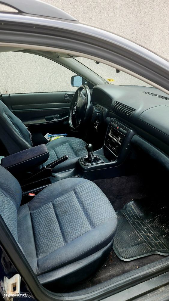 Audi A4 Avant - 8