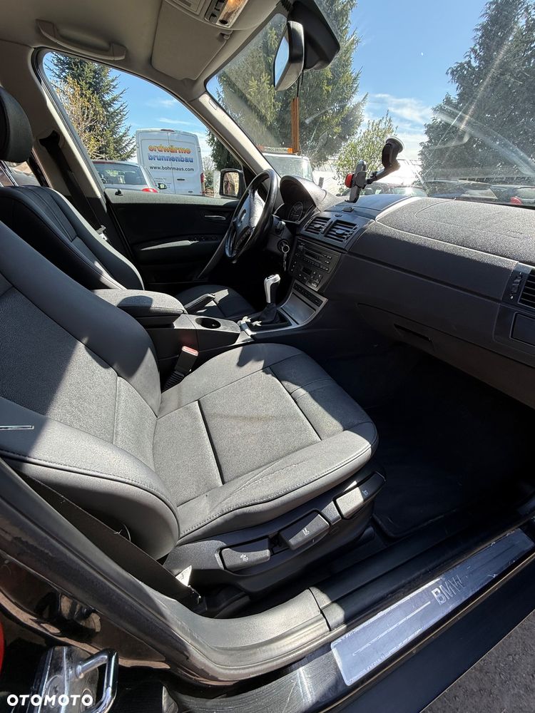 BMW X3 2.0d - 13