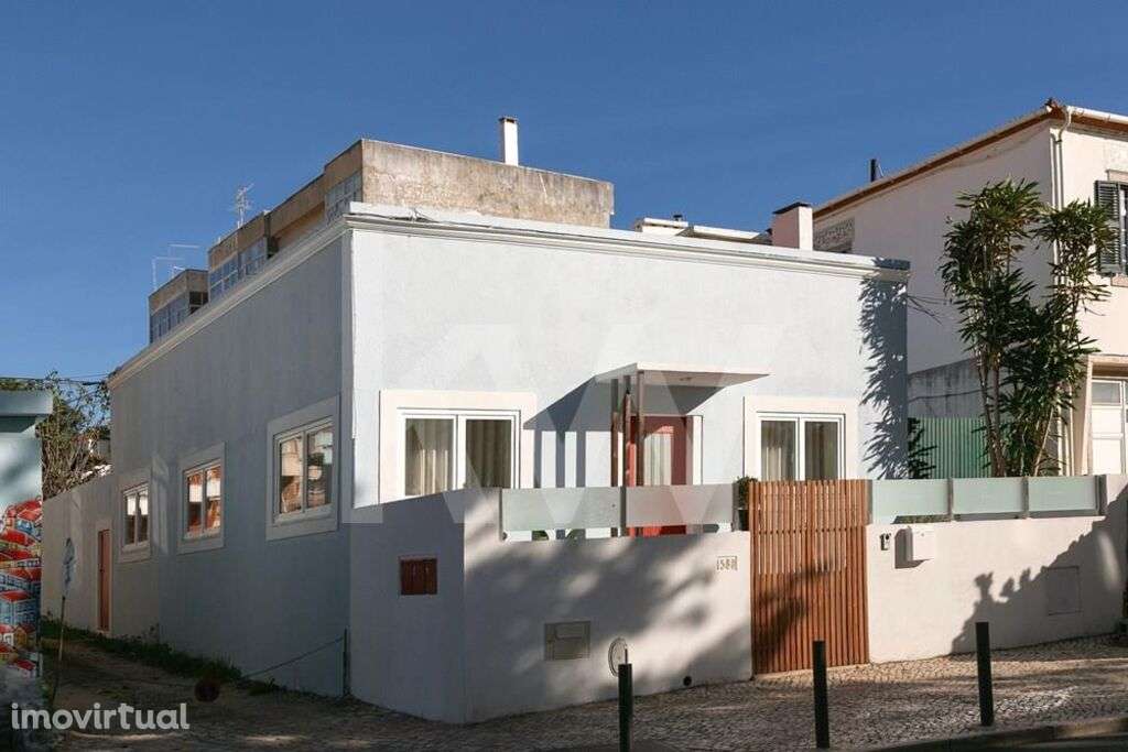 Parede, Cascais - Moradia T3 na Av. da República - Grande imagem: 3/29