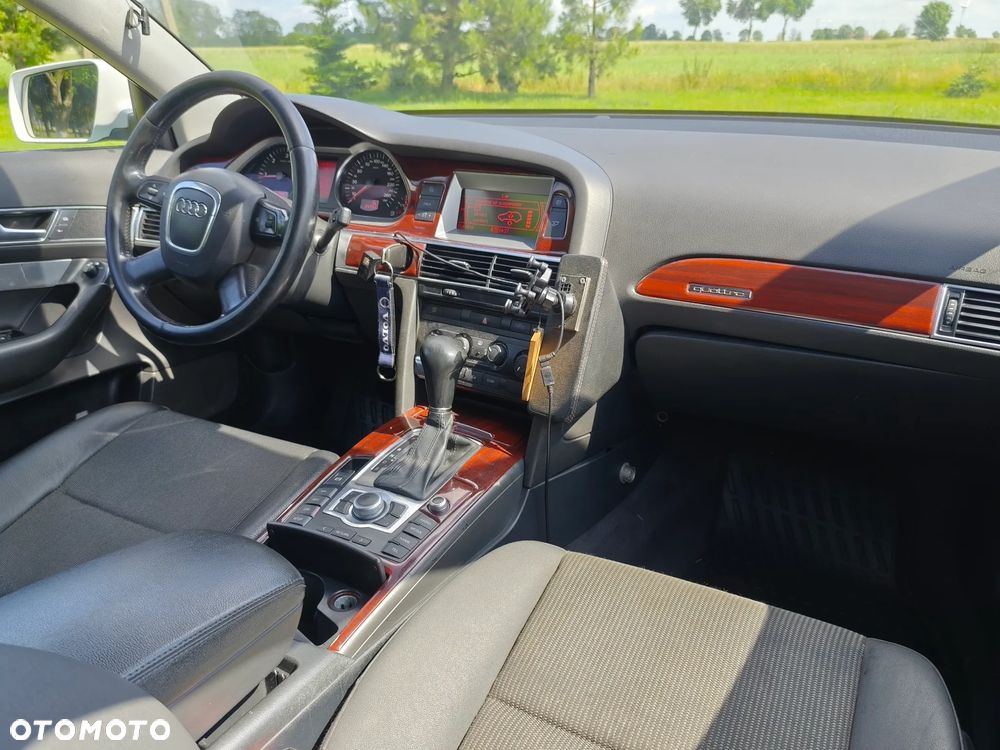Audi A6 Allroad - 30
