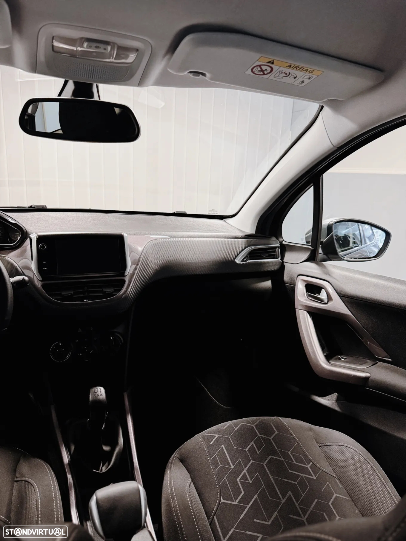 Peugeot 2008 1.4 HDi Active - 12