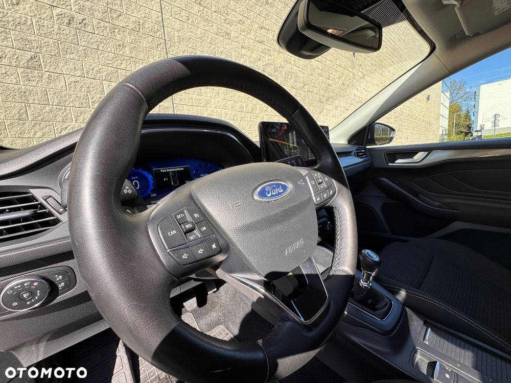 Ford Focus 1.0 EcoBoost Titanium Style - 21