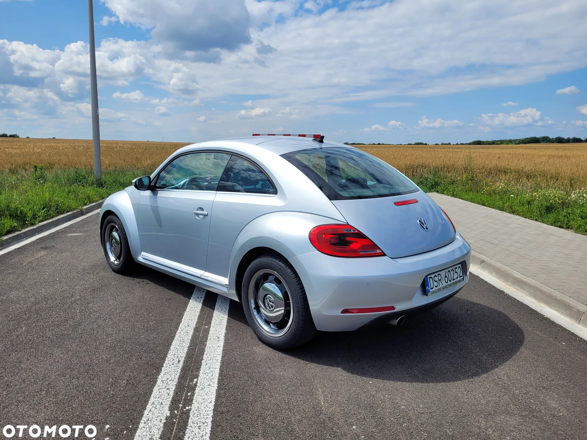 Volkswagen Beetle 1.6 TDI Design - 5