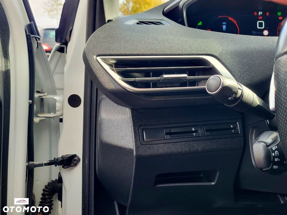 Peugeot 3008 - 29