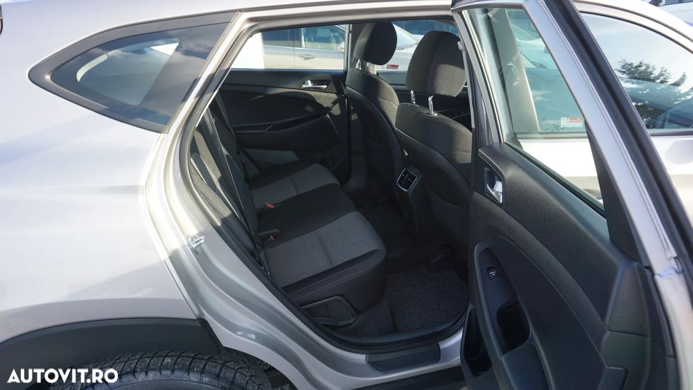 Hyundai Tucson 1.6 CRDi 48V-Hybrid 2WD DCT Select - 12