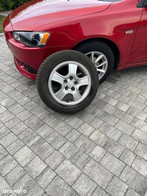 Mitsubishi Lancer 1.6 Invite - 2