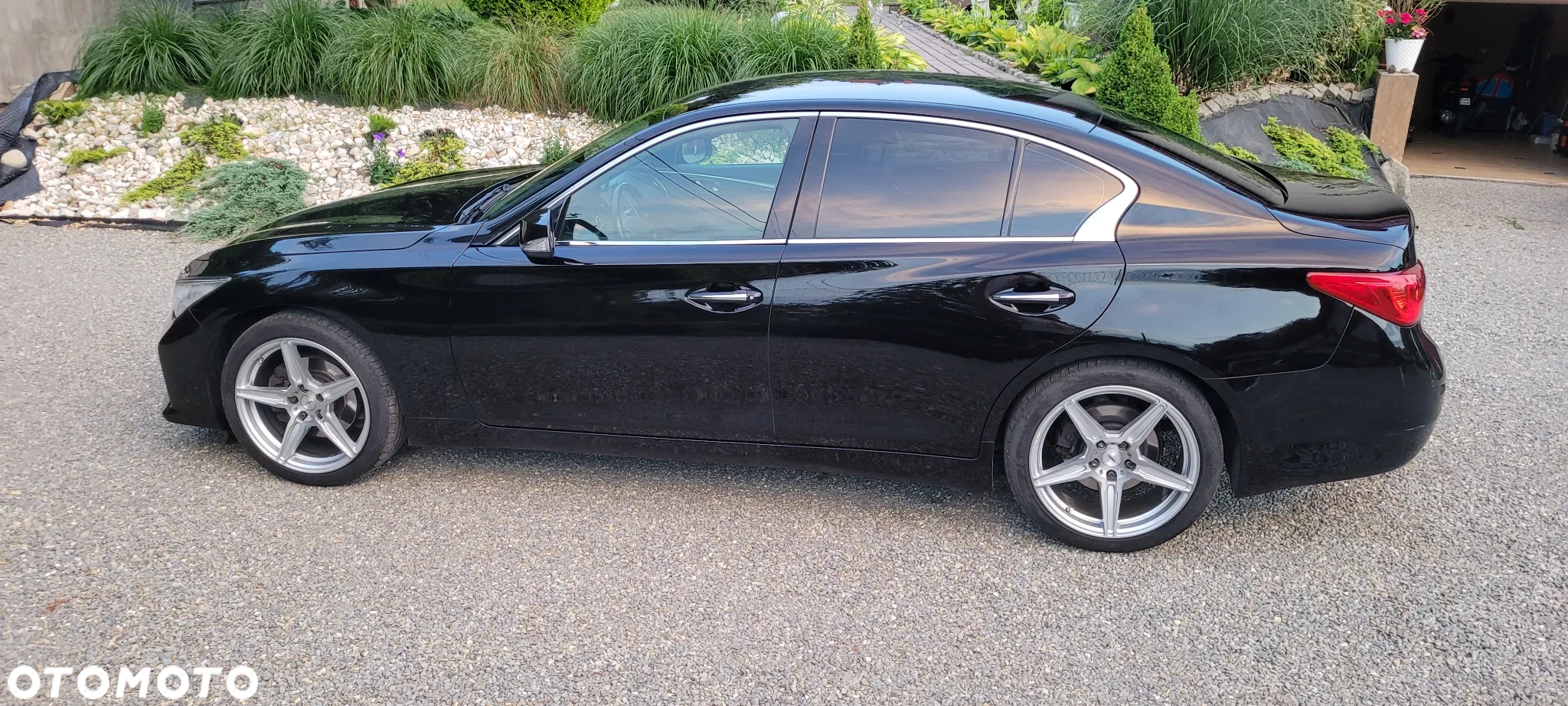 Infiniti Q50 2.2d - 16
