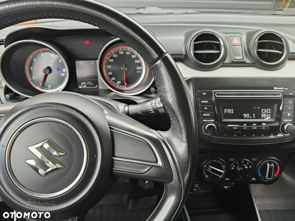 Suzuki Swift 1.2 Premium - 12