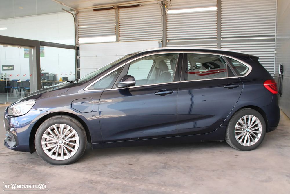 BMW 225xe Active Tourer Line Luxury - 4