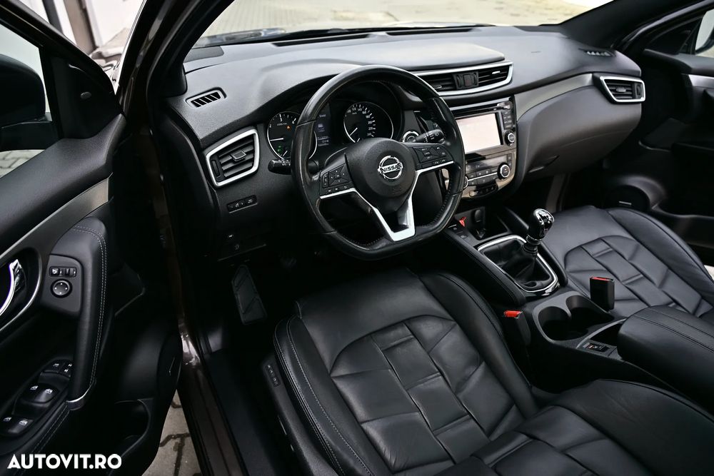 Nissan Qashqai 1.6 DCI TEKNA+ - 31