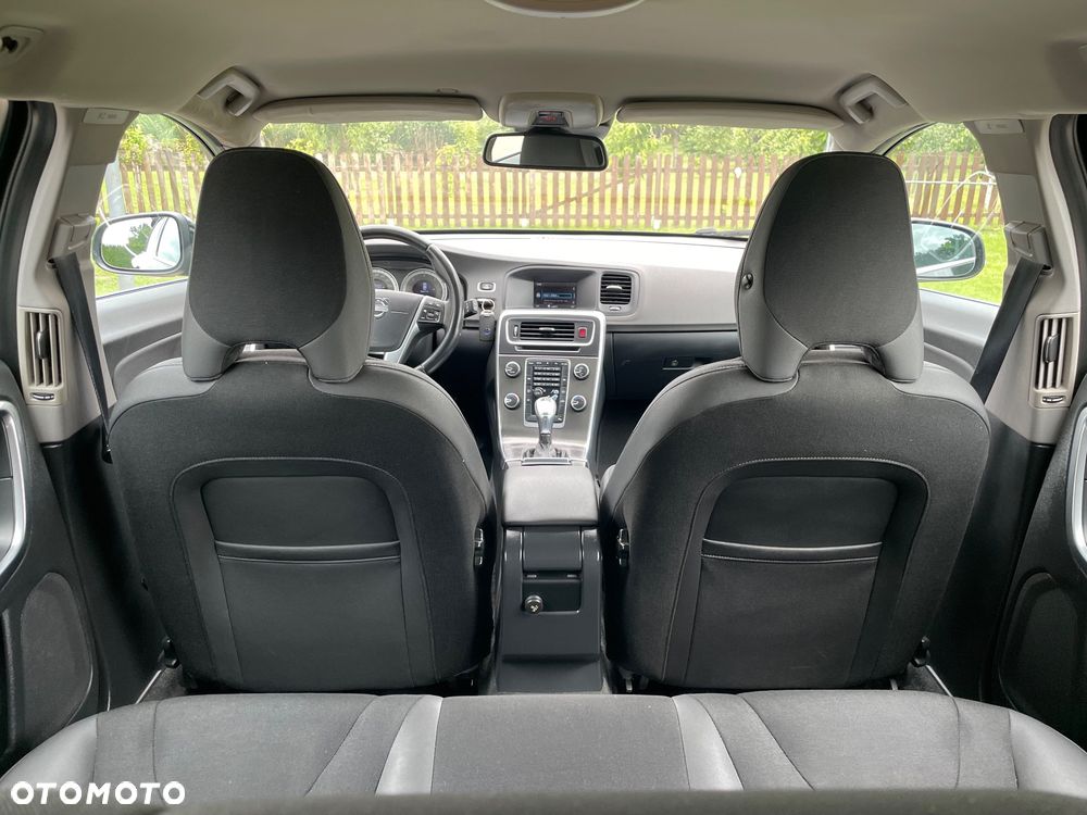 Volvo V60 - 16