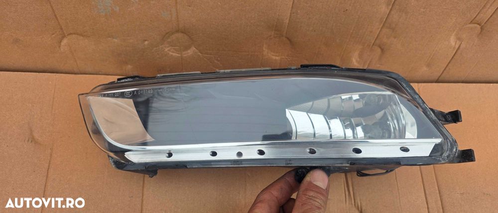 Proiector ceata stanga Vw Passat CC Facelift 2013 2014 / 2015 2016 - 1