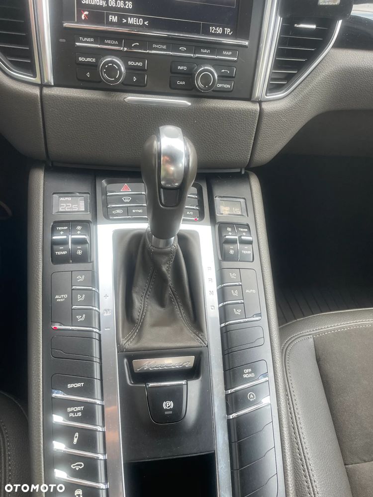 Porsche Macan - 23