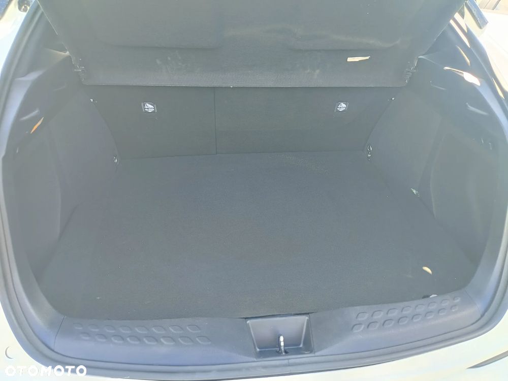 Toyota Corolla - 11