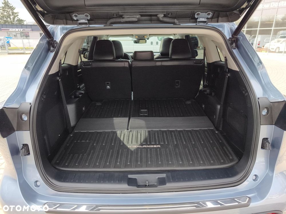 Toyota Highlander - 13