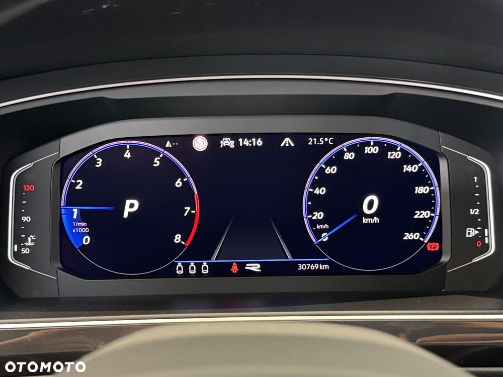 Volkswagen Tiguan - 23