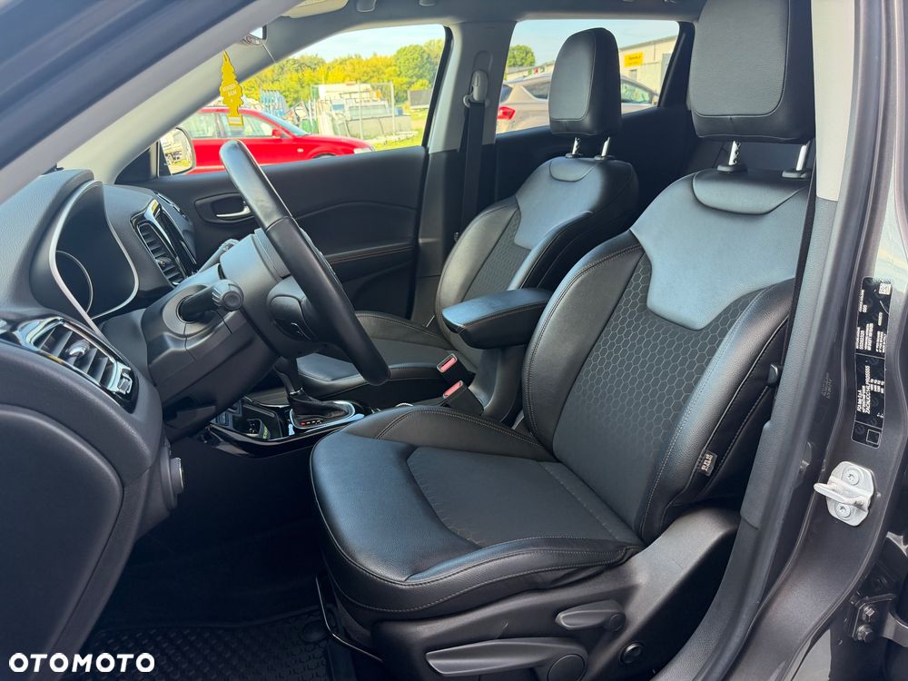 Jeep Compass 1.3 TMair Limited FWD S&S DDCT - 12