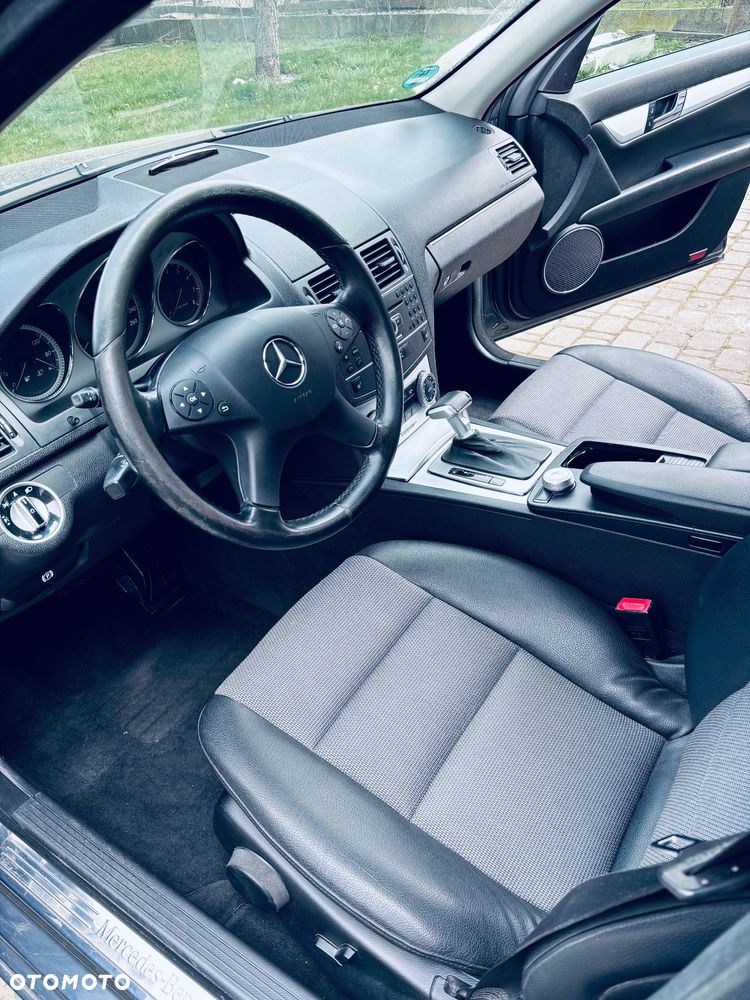 Mercedes-Benz Klasa C 300 7G-TRONIC Avantgarde - 8