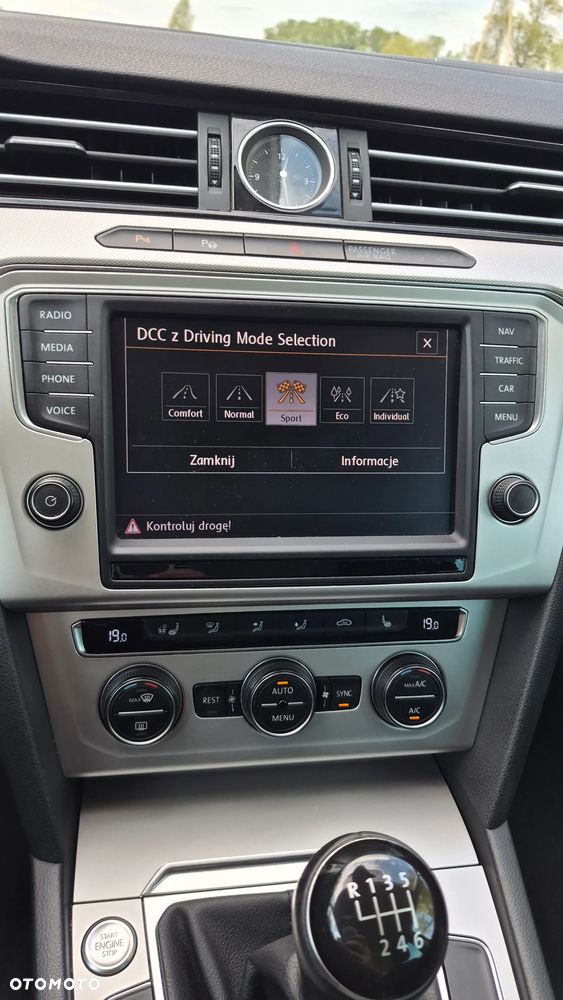 Volkswagen Passat 2.0 TDI BMT Comfortline - 26