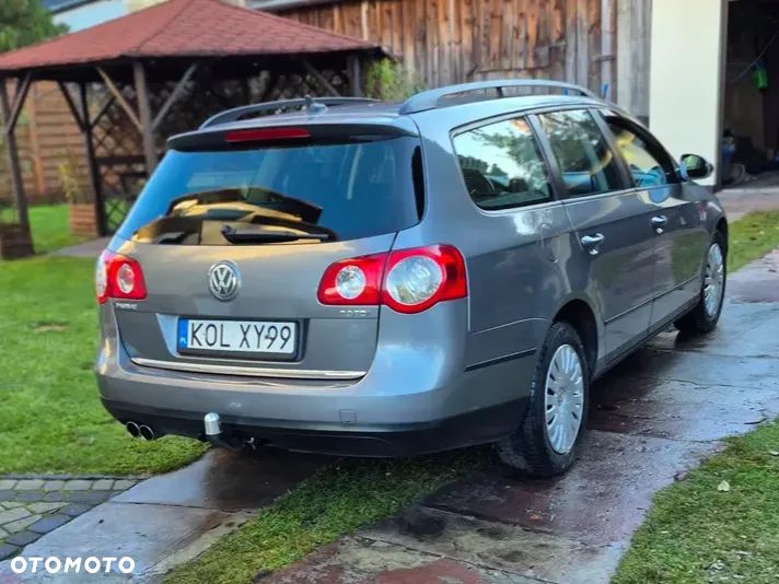 Volkswagen Passat 2.0 TDI Trendline - 5