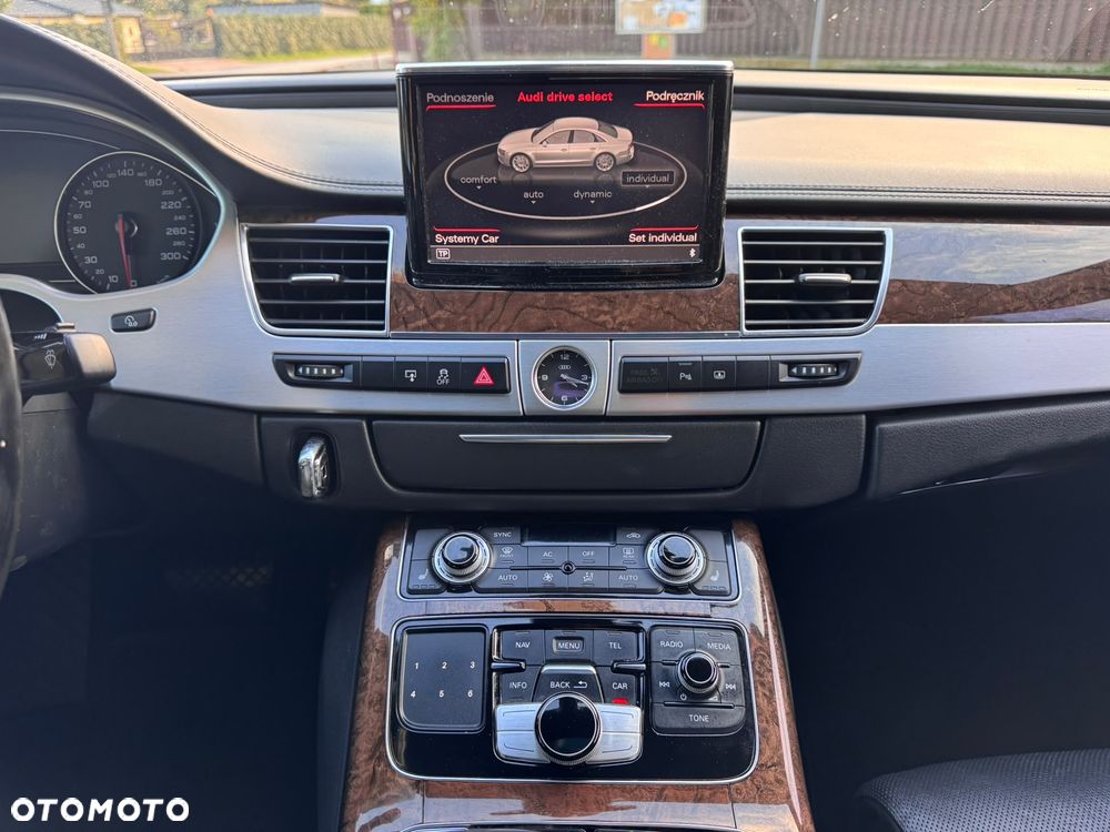 Audi A8 4.2 TDI L Quattro - 12